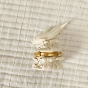 Lenox Treasures First Issue The Dolphin Splash Box